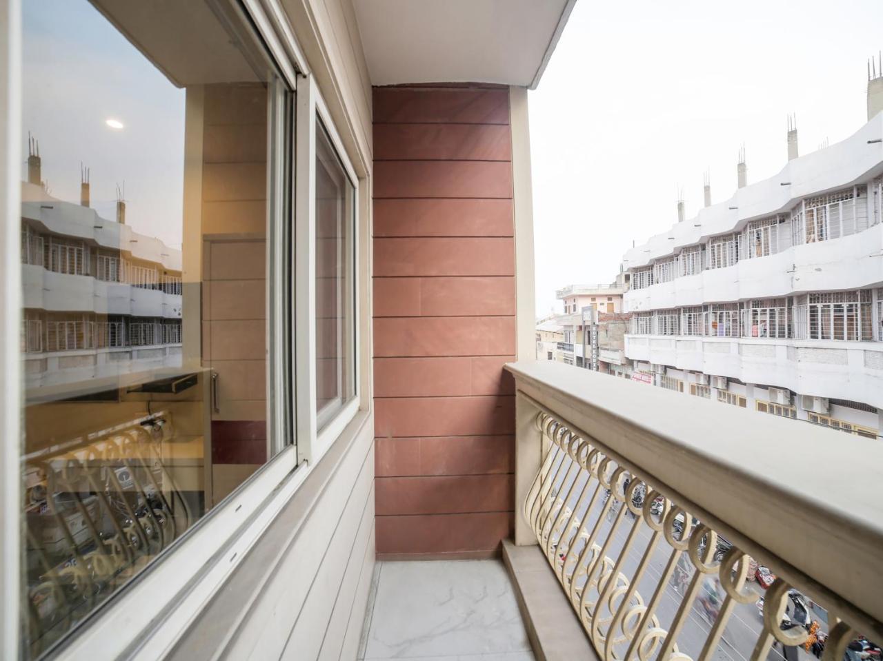Oyo 10277 Hotel Delux Golden อัจเมอร์ ภายนอก รูปภาพ